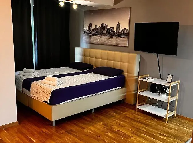 Vortex Near The Park Apartment